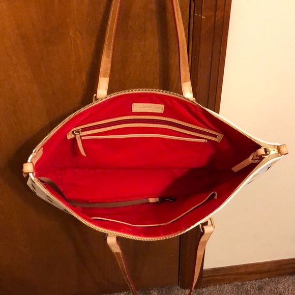 Dooney & Bourke Iowa Hawkeyes leather tote style - Picture 2 of 4